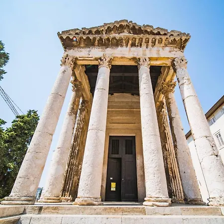 Speranza Villa Pula